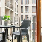 Lägenhet Kazinczy & Balcony By Firsthost Budapest